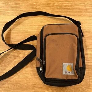 Carhartt essential crossbody zipper bag